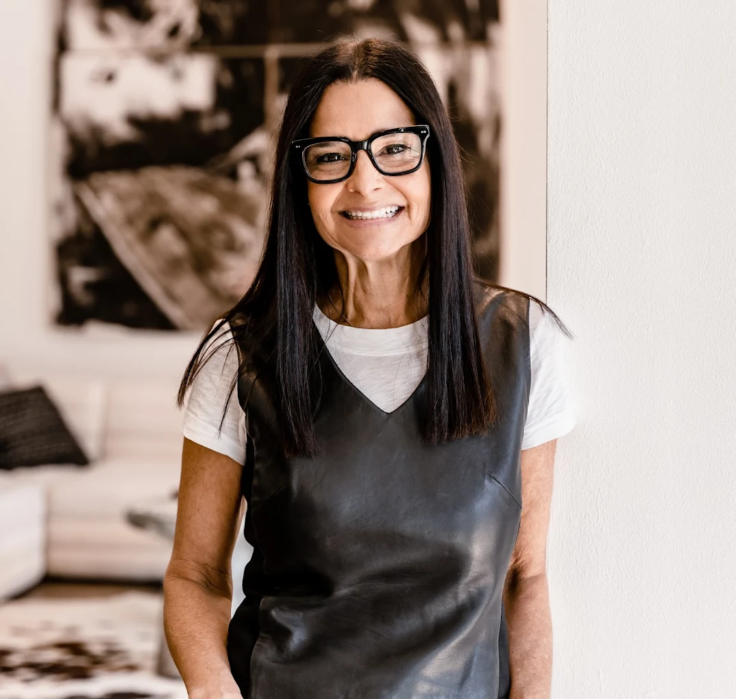 Debby Caplin, milehimodern